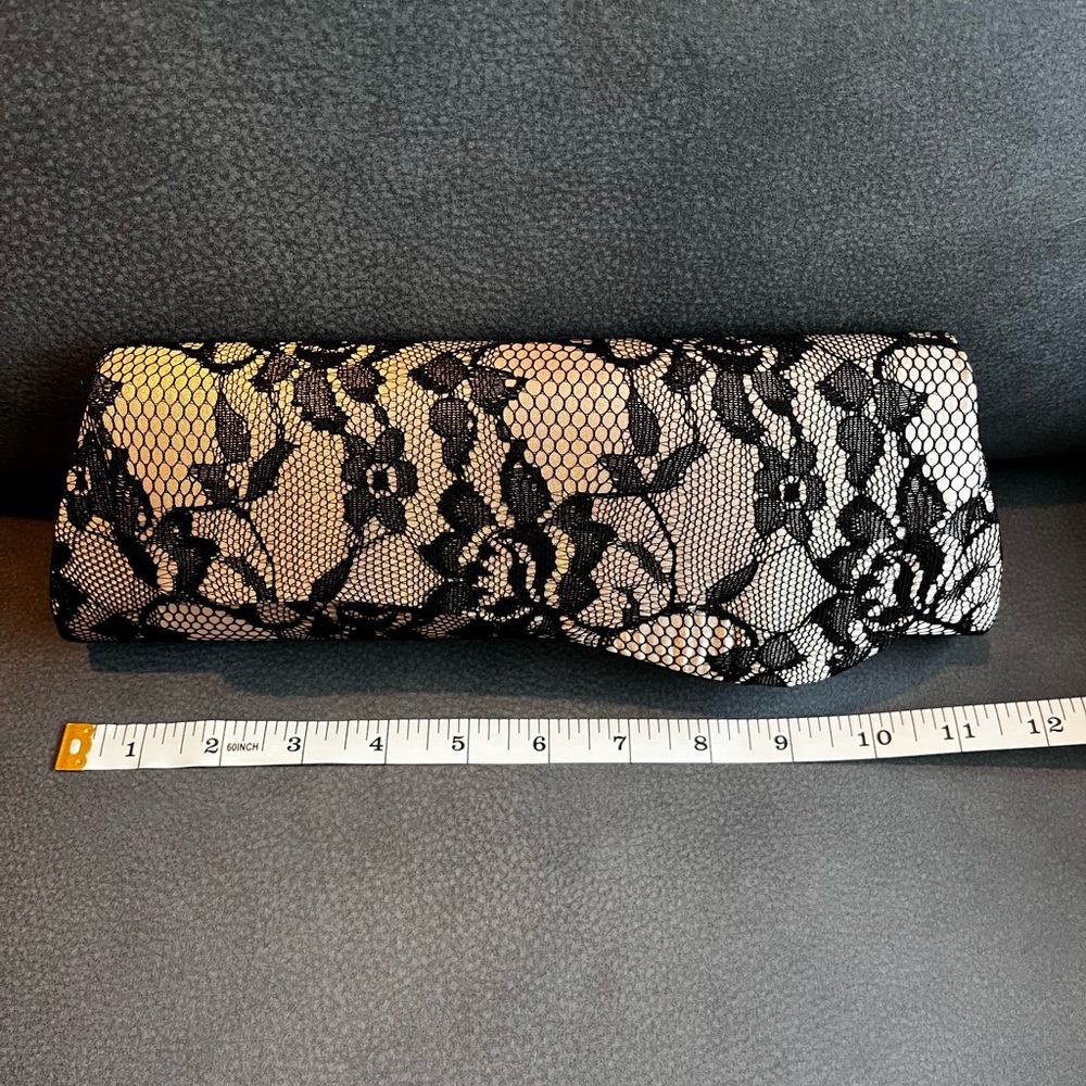 Elegant Black Lace Clutch